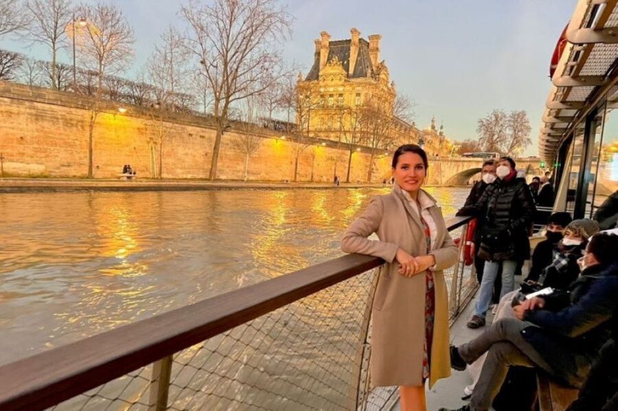 Paris: Eiffel Tower Summit Floor Ticket & Seine River Cruise - Who will get the most from this package