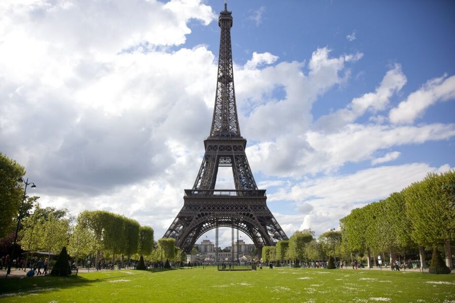 Paris: Eiffel Tower Tour & Seine River Cruise Tour - The Seine cruise gives Paris a closer view