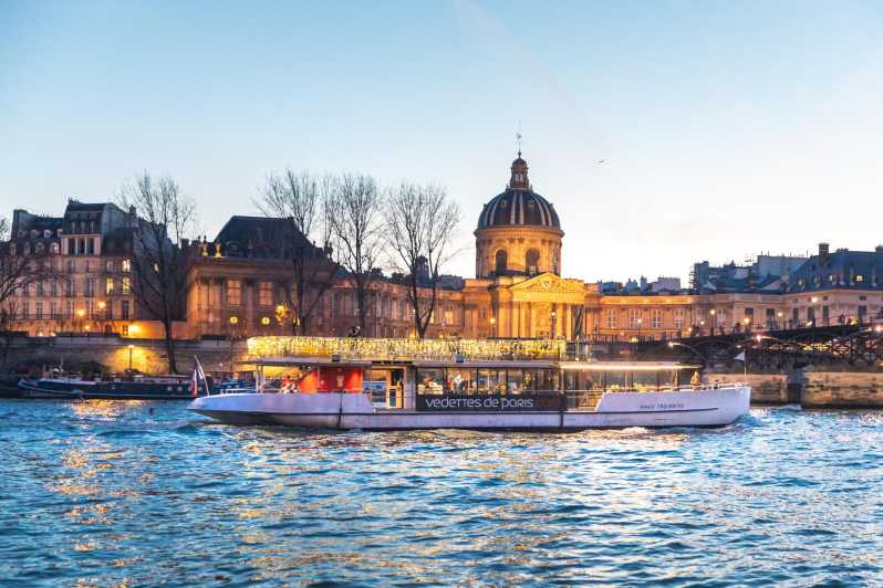 Paris: Evening River Cruise with Music - A one-hour view of Paris from the Seine