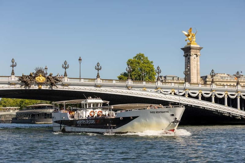 Paris: Fast-Access Seine River Cruise from Eiffel Tower - Musée d’Orsay and the riverfront museums