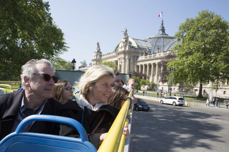 Paris: Hop-on Hop-off Bus Tour & Seine Cruise Bundle Tour - Key points to know before you board