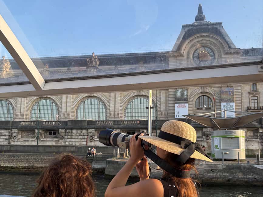 Paris: Hop-On Hop-Off Seine Cruise Pass with 9 Stops - Starting at the Eiffel Tower