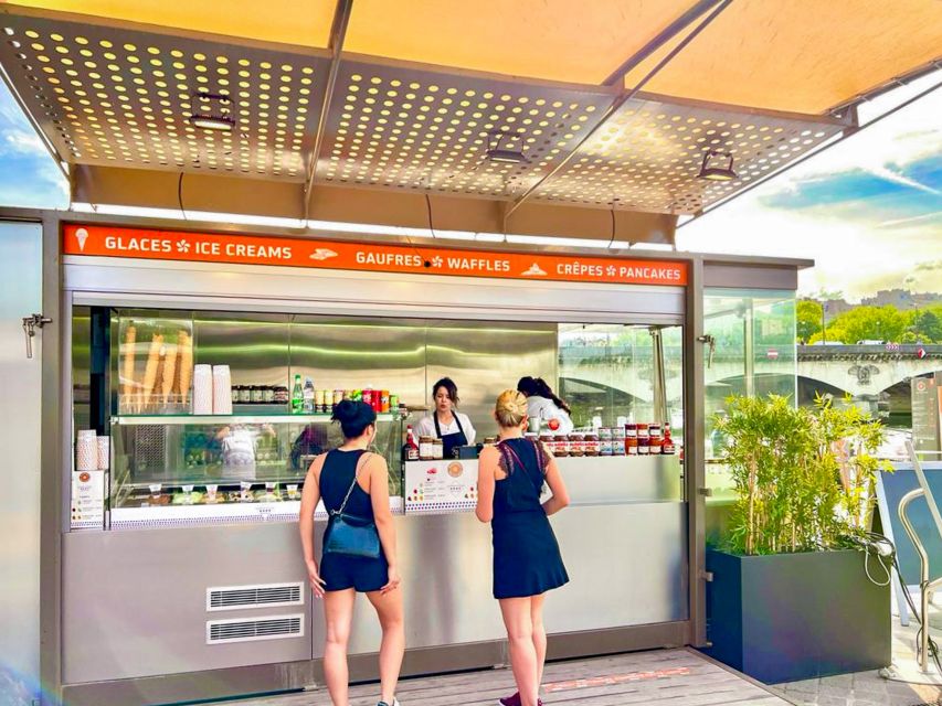 Paris: Illuminated Evening River Cruise & Waffle Tasting - Choosing the right deck for the weather