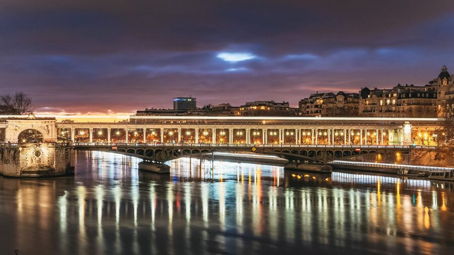 Paris: Illuminated Evening River Cruise & Waffle Tasting - What you see from Les Invalides to Notre-Dame