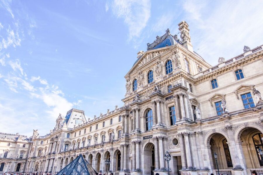 Paris: Louvre Reserved Ticket and River Cruise Combo - What is included, and what is not