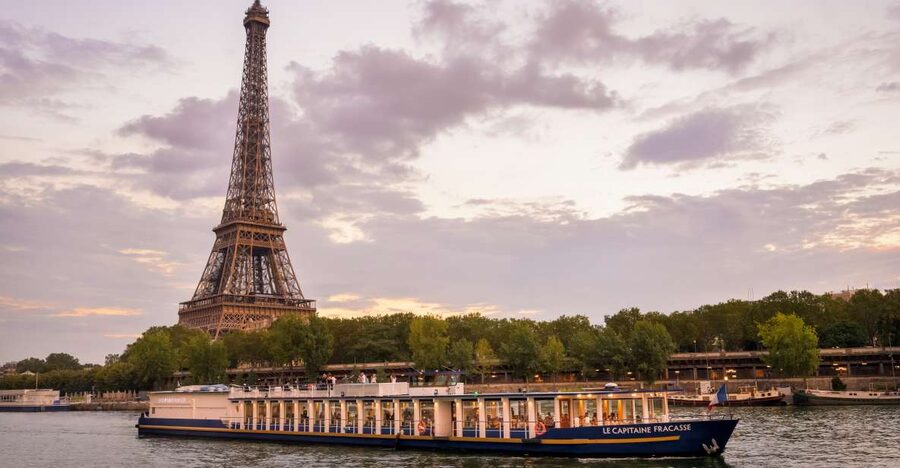 Paris: Romantic Cruise with 3-course Dinner on Seine River - Louvre, Grand Palais, and the Statue of Liberty