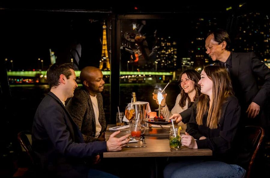 Paris: Seine River Champagne Dinner Cruise with Live Music - A dinner cruise built around Paris after dark