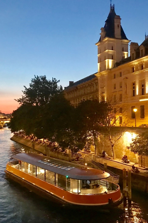 Paris: Seine River Panoramic Cruise - Value at about $19