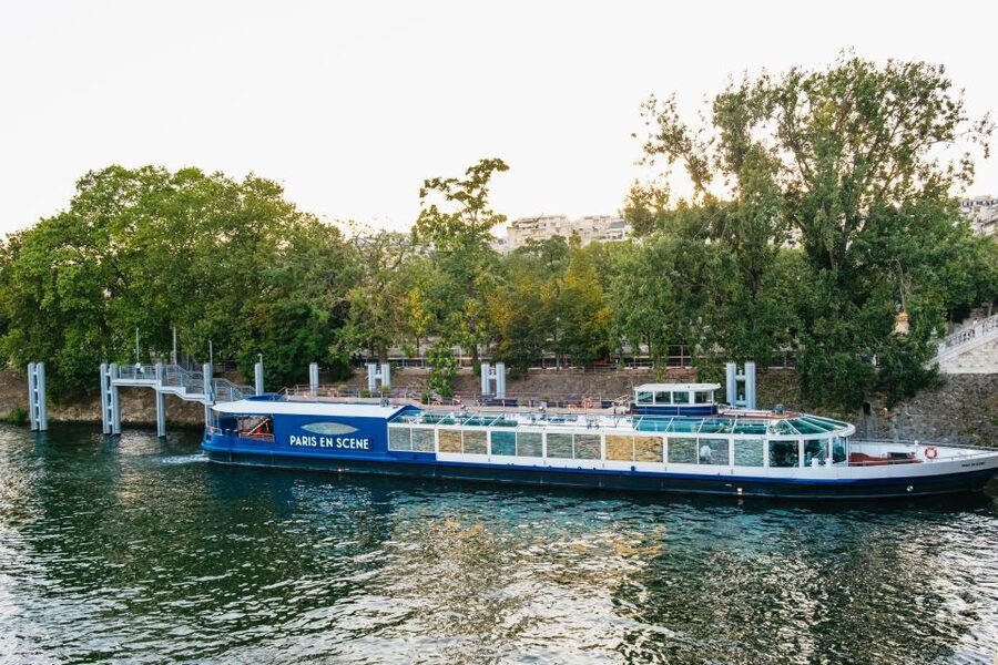 Paris: Seine River Panoramic Views Dinner Cruise - The Louvre and Place de la Concorde