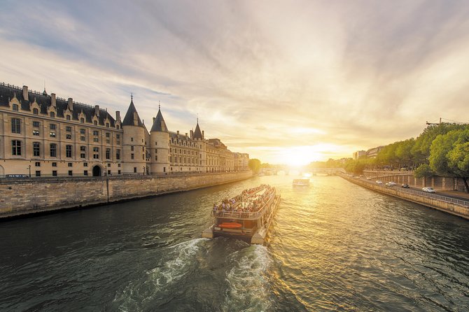 Paris Seine River Sightseeing Cruise with Commentary by Bateaux Parisiens - Grand Palais and the bridge built from Bastille stones