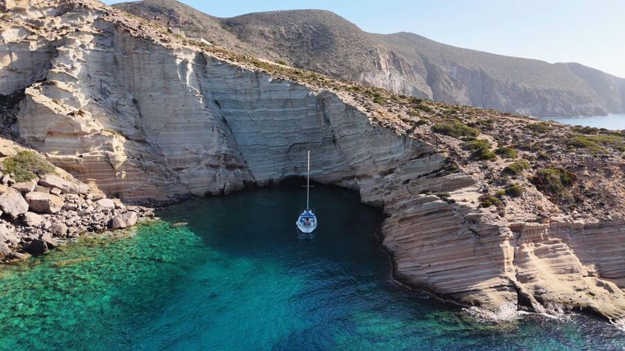Paros Antiparos: Full-Day Boat Tour with Lunch & Drinks - From Pounda to Panteronisia and the Blue Lagoon
