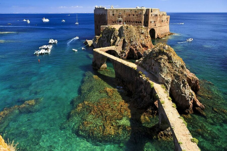 Peniche: Berlengas Roundtrip and Glass-Bottom Boat Cave Tour - How to make the most of the four hours