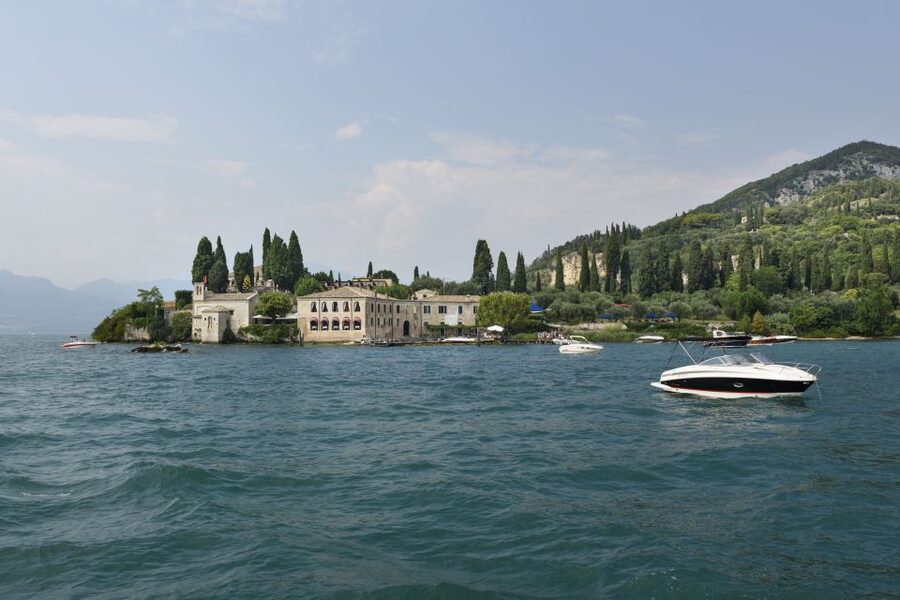 Peschiera: Half-Day Lake Garda Cruise with Lunch - Lunch, wine, and the value of the $74 fare