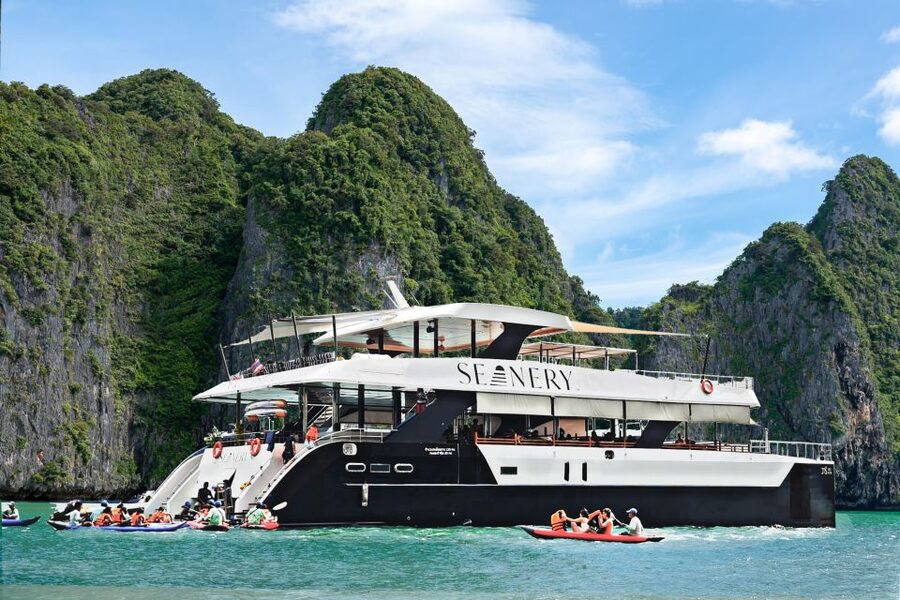 Phuket: James Bond Island Luxury Sunset Cruise - Sunset dinner on the ride back