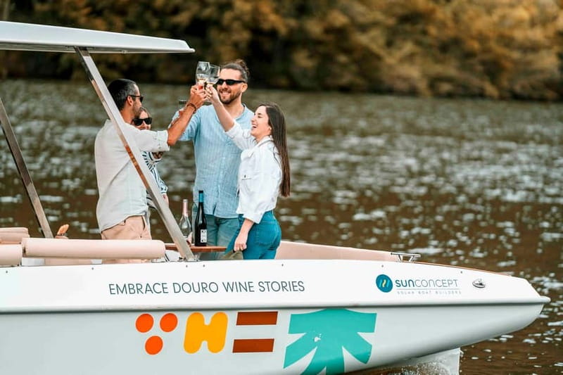Pinhão: Douro River Solar Boat Tour with Wine Tasting - Why the solar boat changes the ride