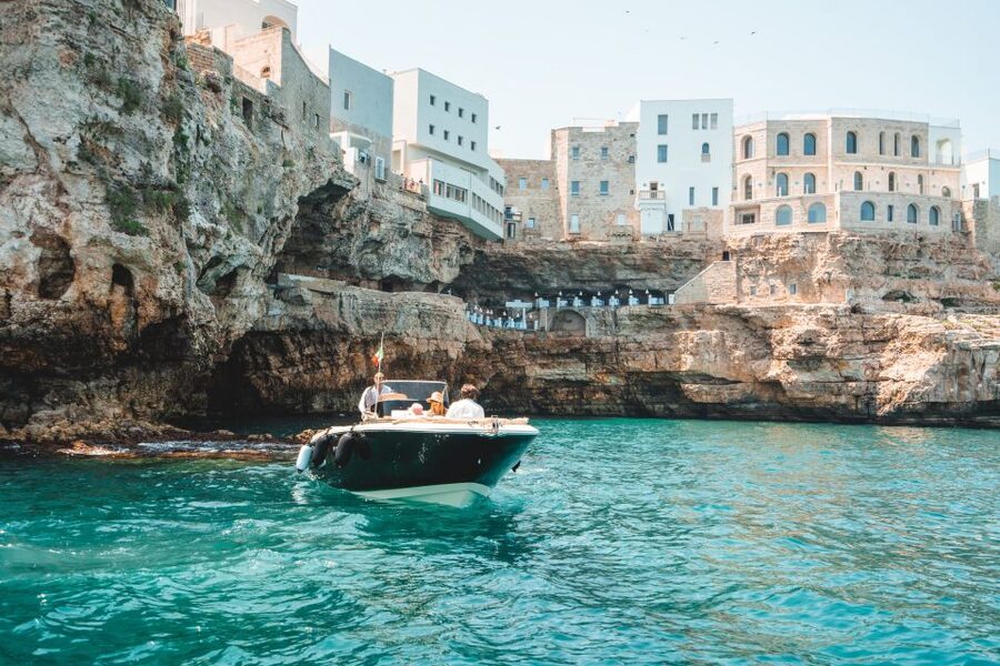 Polignano a Mare: Boat Cruise to Scenic Caves with Prosecco - The viewpoint and the white cliffs