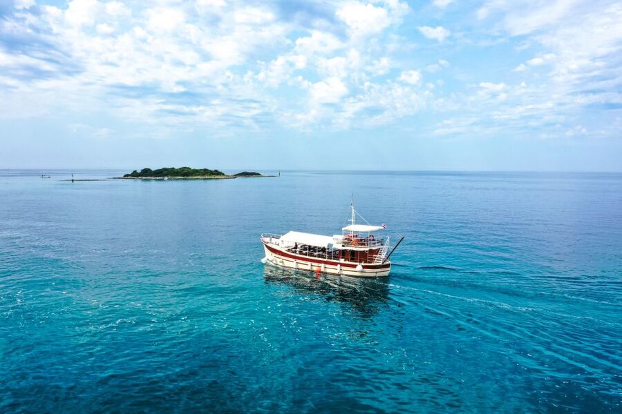 Poreč: Panoramic Morning Cruise Among 20 Islands with Drinks - Key points to know before you book