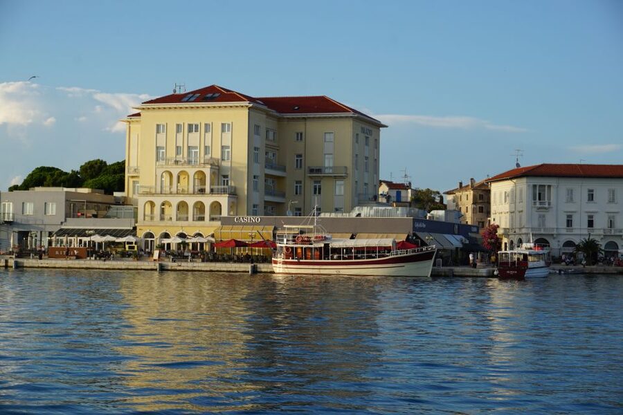 Poreč: Panoramic Morning Cruise Among 20 Islands with Drinks - Starting at Poreč Port on the Fjera