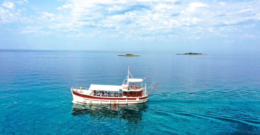 Poreč: Panoramic Morning Cruise Among 20 Islands with Drinks - Vrsar from the sea, not from the streets