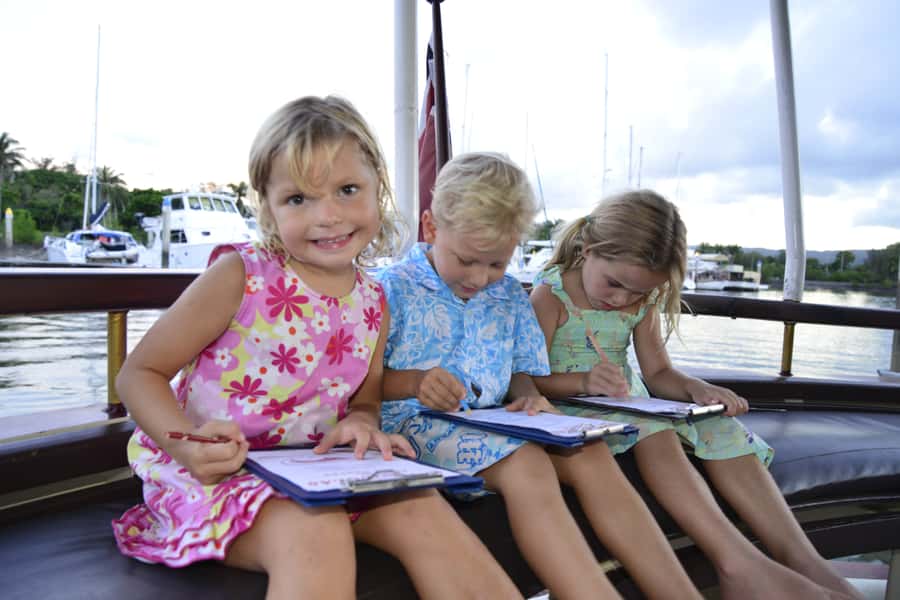 Port Douglas: River Cruise, Crocodile Spotting, Drink/ Snack - How the 90 minutes unfold
