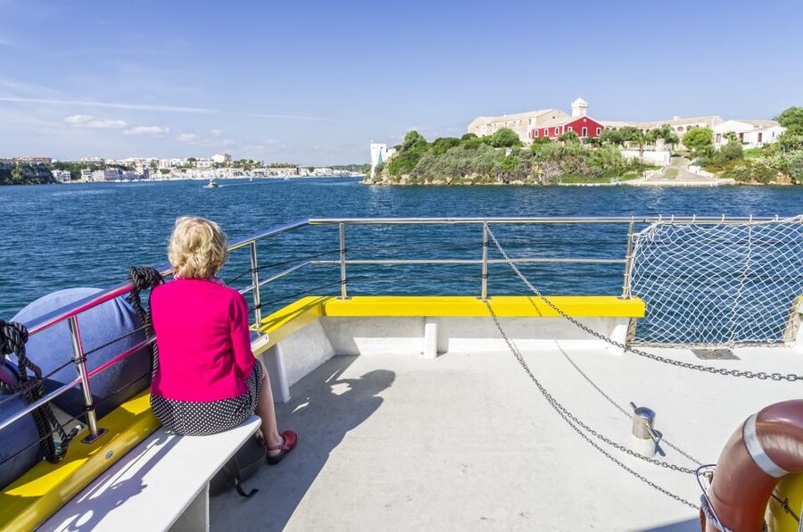 Port Mahon: 1-Hour Harbor Cruise with Underwater Views - The northern shore: naval buildings, coves, and summer homes