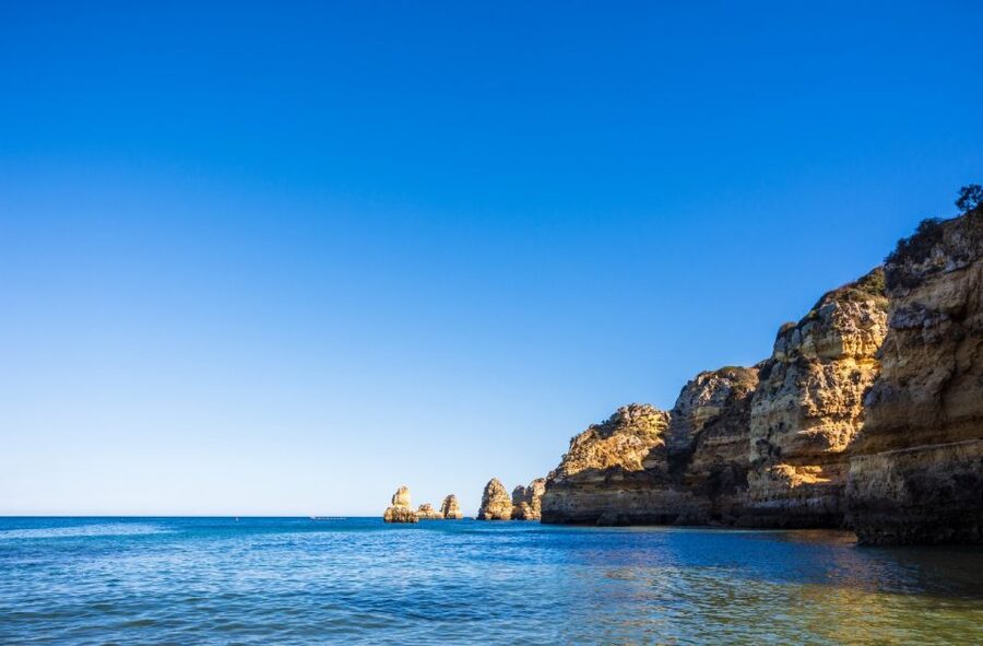 Portimão: Carvalho & Marinha Beach, Benagil Cave Boat Tour - Why the early morning departure is worth considering