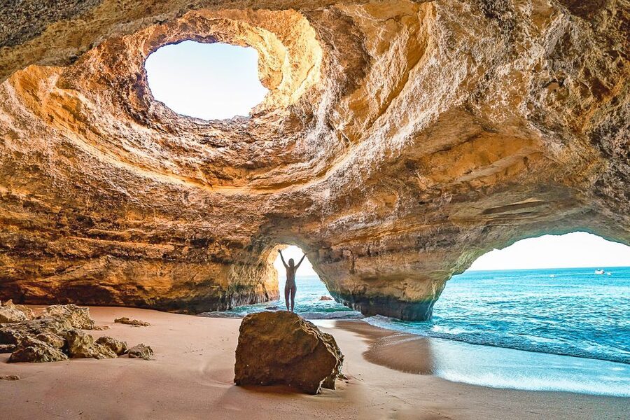 Portimão: Carvalho & Marinha Beach, Benagil Cave Boat Tour - What the $18 price really gets you