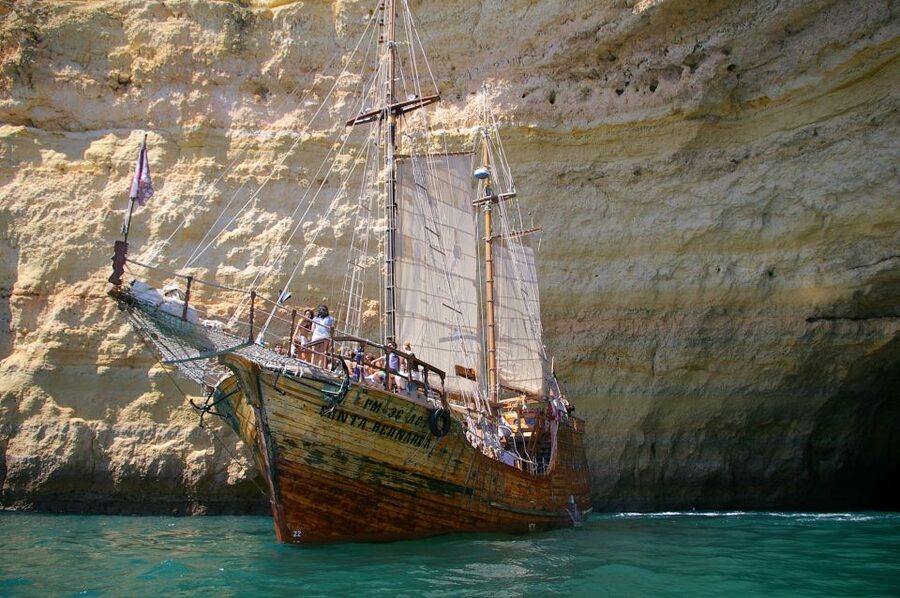 Portimão: Pirate Ship Cave Cruise - Boarding the Santa Bernarda at Portimão’s Vasco da Gama pier