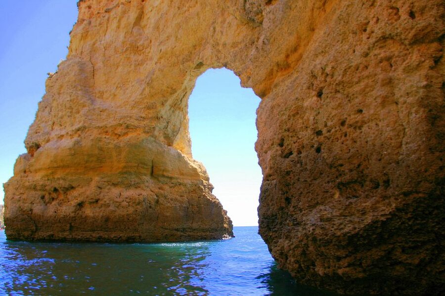 Portimão: Pirate Ship Cave Cruise - Alfanzina Lighthouse and the wooden boat transfer