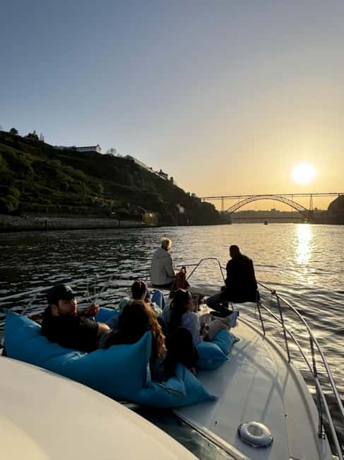 Porto: 6 Bridges Cruise, Welcome Drink & Sunset Option - Six useful things to know before you go
