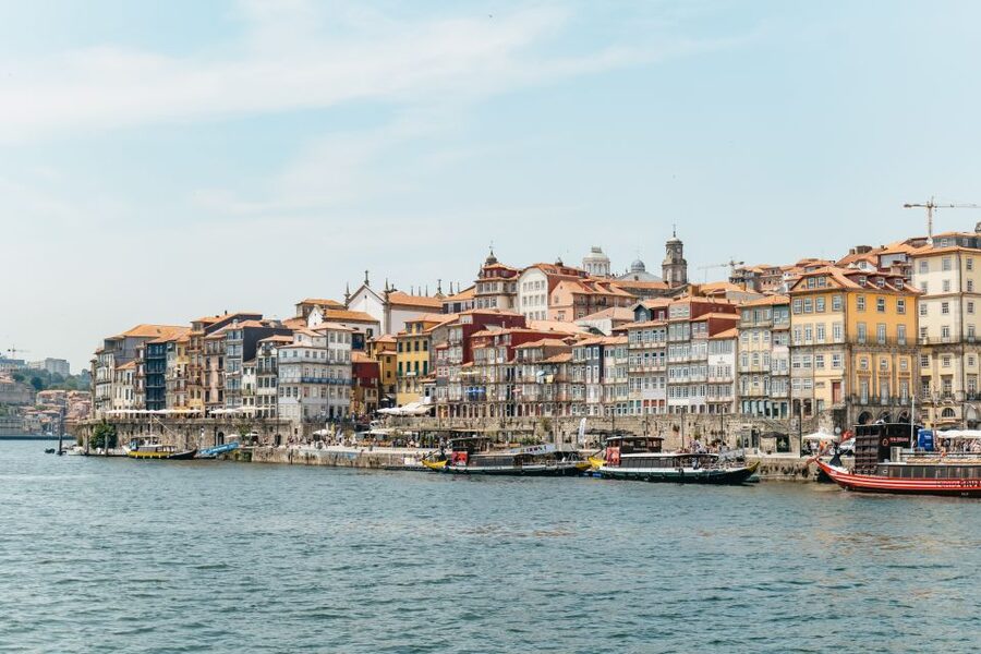 Porto: 6 Bridges Douro River Cruise - A former Port wine boat with modern equipment