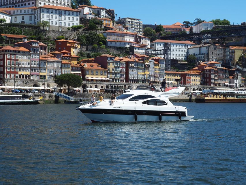 Porto: 6 Bridges Port Wine River Cruise with 4 Tastings - Leaving Douro Marina for São Pedro da Afurada