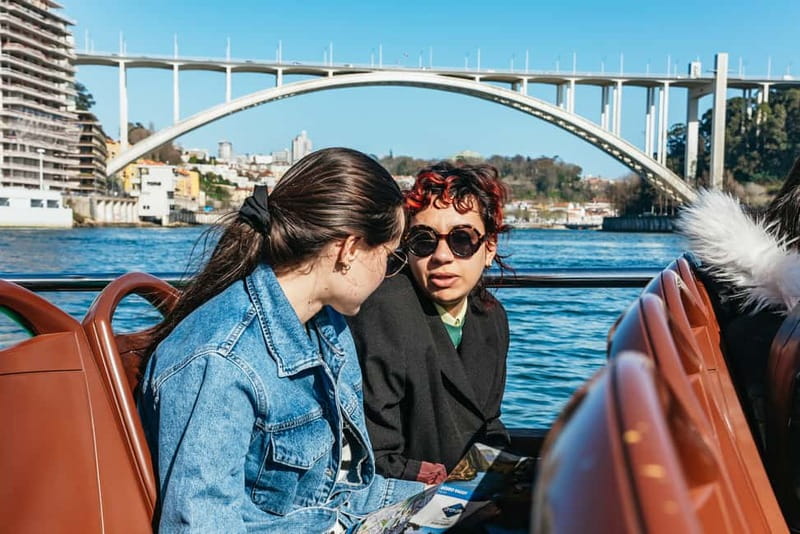 Porto: Bridges Cruise & Sunset & Port Wine Cellar Option - The six bridges and the riverfront view