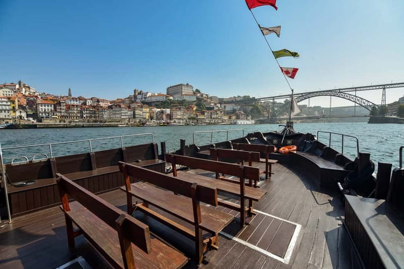 Porto: Bridges Cruise & Sunset & World of Discoveries Option - Porto from the Douro, with the bridges as your guide
