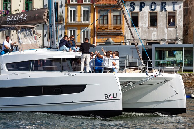 Porto Douro River Cruise With Port Wine - Daytime or Sunset - Boat size, comfort, and group arrangements