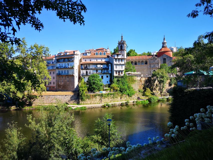 Porto: Douro Valley History & Wine Tour with Cruise & Lunch - The wine estate explains port without overdoing it