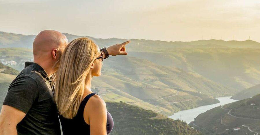 Porto: Douro Valley Tour with Wine Tasting, Cruise and Lunch - The early road to Peso da Régua