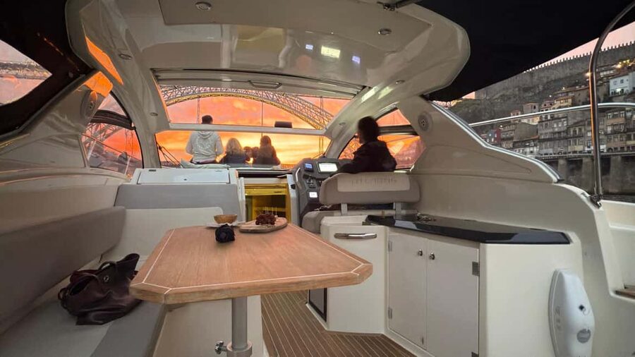 Porto: Luxury 6 Bridges Yacht Cruise with Wine & Snacks - Ribeira and Cais de Gaia from the water
