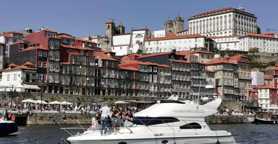 Porto: Luxury Yacht Tour of the 6 Bridges and Douro Estuary - Why this yacht cruise gives you Porto’s best angle