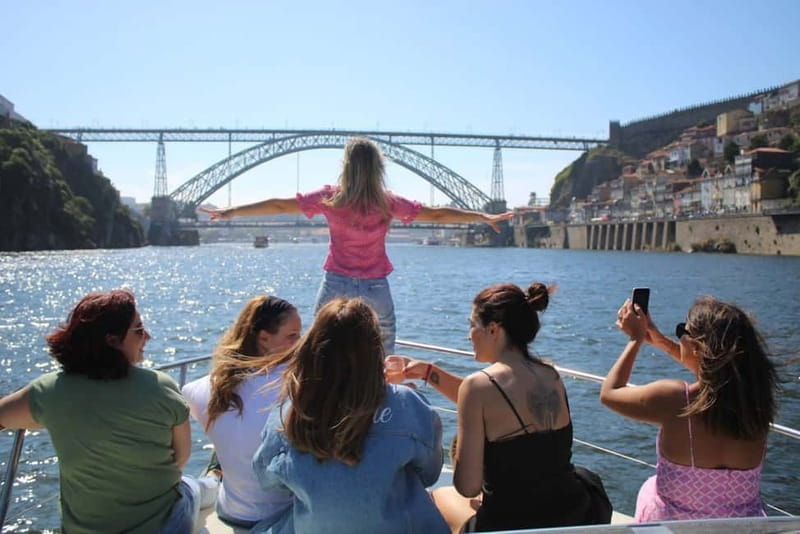 Porto: Private Yacht Tour with Wine, Snacks & 6 Bridges - Key points to know before booking