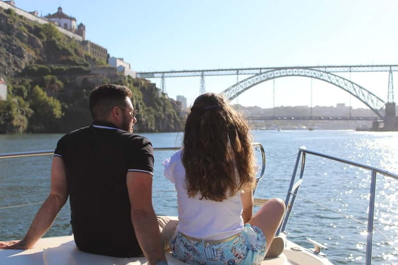 Porto: Private Yacht Tour with Wine, Snacks & 6 Bridges - Why Porto looks better from the Douro