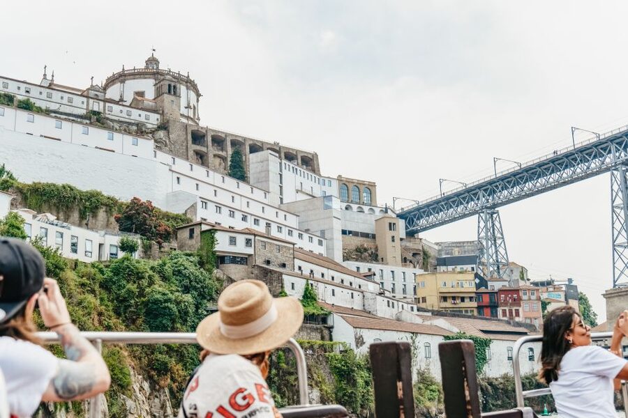 Porto: River Douro 6 Bridges Cruise - What the audio guide can and cannot do