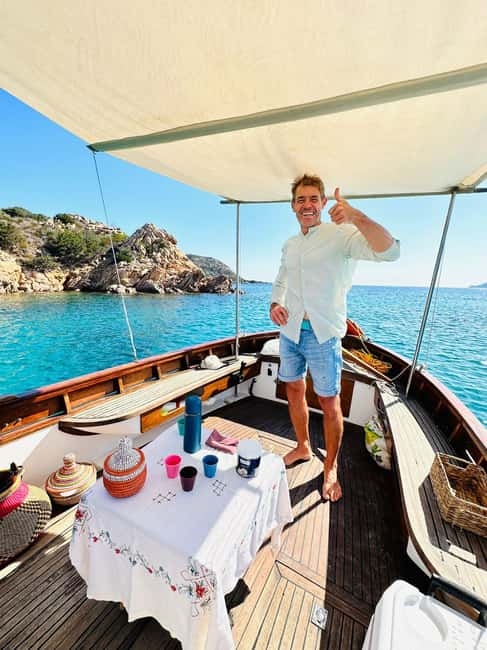 Porto San Paolo: Half Day Boat Tour to Tavolara and Molara - Molara’s natural pools and the Sardinian coffee break