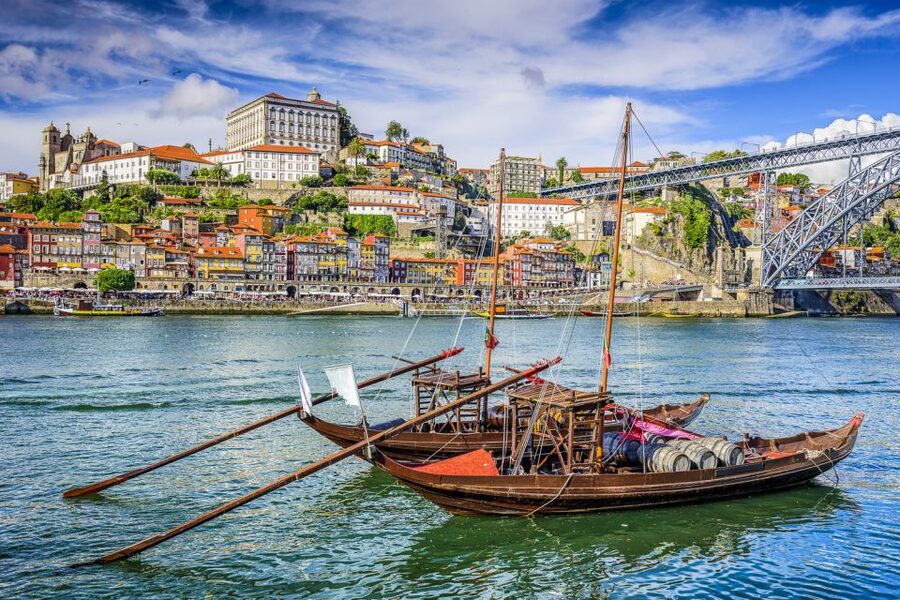 Porto: Six Bridges Cruise - The first views of Porto and Gaia from the rabelo