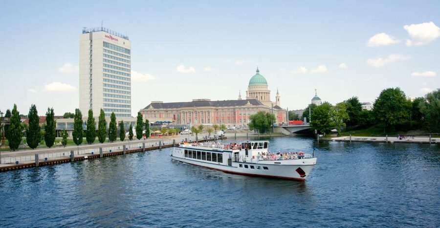 Potsdam: Palace Tour by Boat - Why Potsdam is best seen from the Havel
