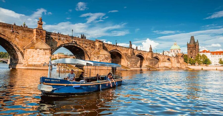Prague: 45-Minute Sightseeing Cruise to Devil's Channel - A small boat into Prague’s narrowest waterway