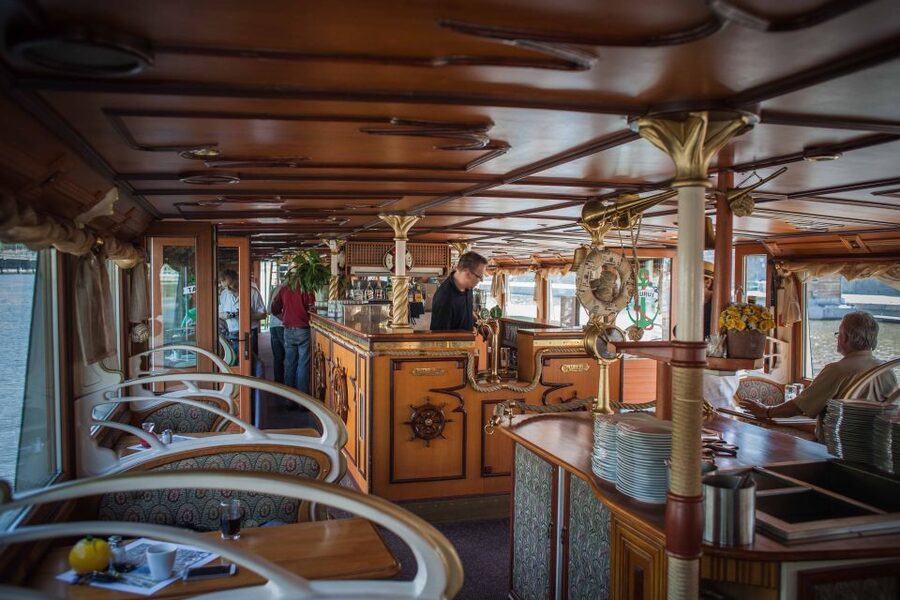 Prague: Afternoon Beer Cruise with Drinks Included - Two drinks, a bar, and what you actually receive
