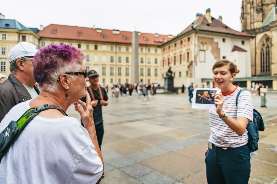 Prague: City Highlights By Bus, Boat, and on Foot - Is the $27 price good value?