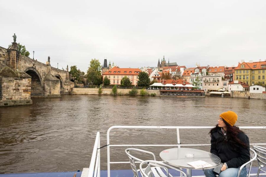 Prague: Panoramic Vltava River Cruise - How the 55-minute length affects the experience