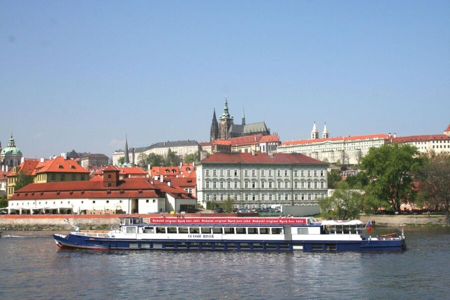 Prague: Sightseeing Boat Cruise with Buffet Dinner - Rudolfinum and the Old Town riverbank